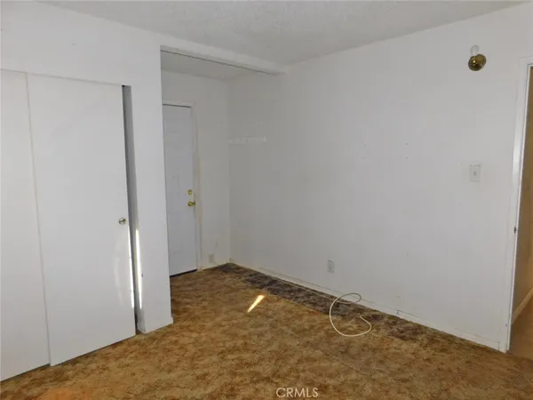 $150,000 | 25516 Agate Road, Barstow, CA 92311