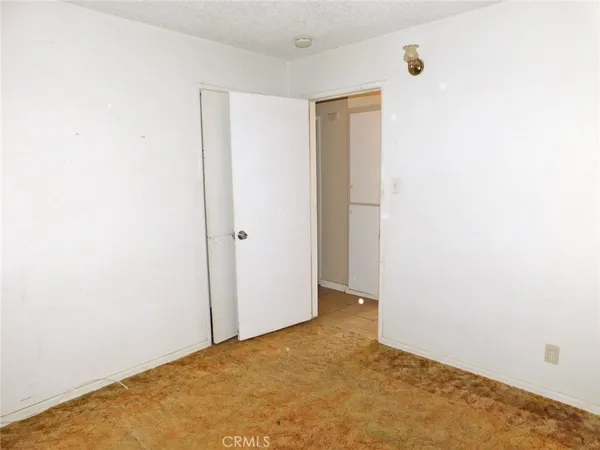 $150,000 | 25516 Agate Road, Barstow, CA 92311