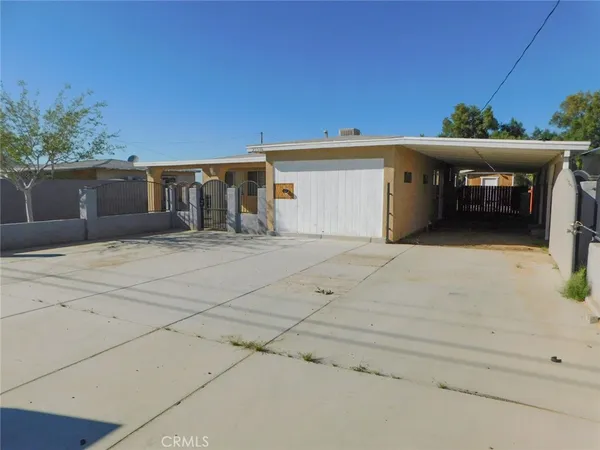 $150,000 | 25516 Agate Road, Barstow, CA 92311