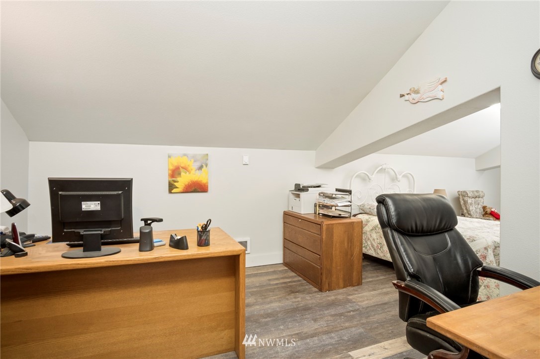 2349 Clark Road Raymond, WA 98577 - Photo 14 of 25 Gallery Image 14