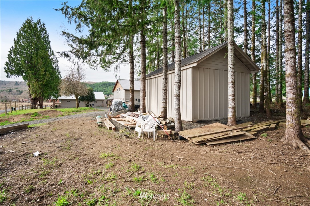 2349 Clark Road Raymond, WA 98577 - Photo 6 of 25 Gallery Image 6