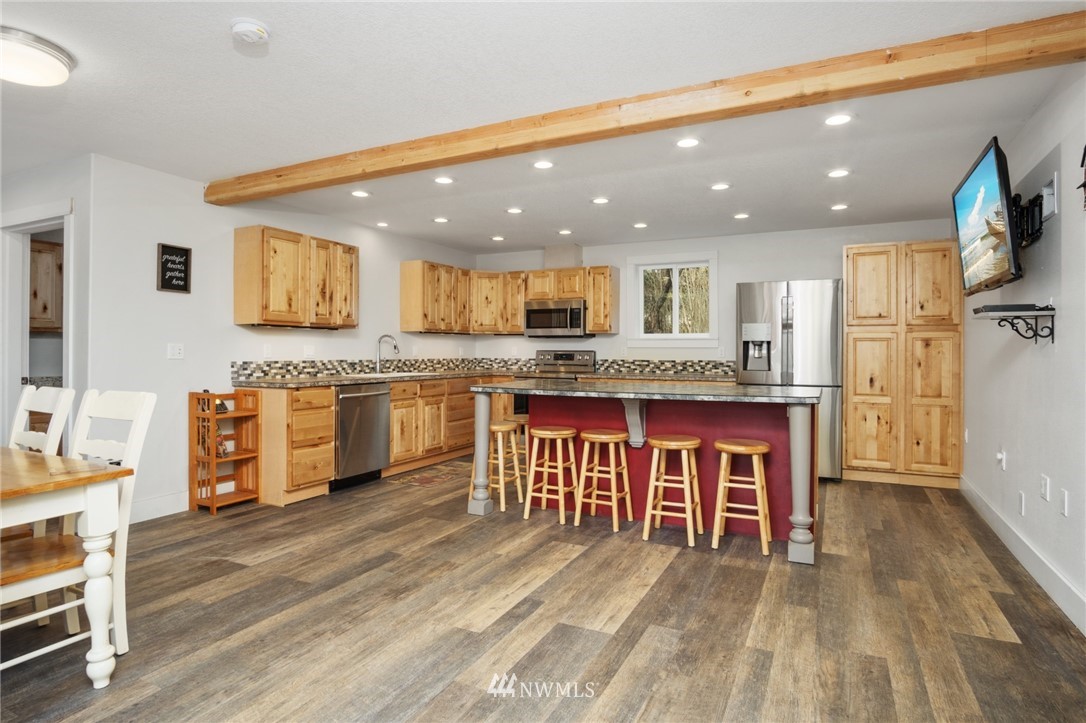 2349 Clark Road Raymond, WA 98577 - Photo 8 of 25 Gallery Image 8