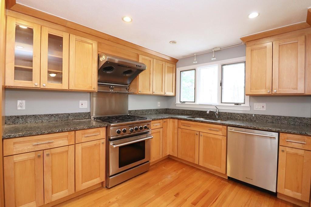6 Mohawk Road Andover, MA 01810 - Photo 13 of 42 Gallery Image 13