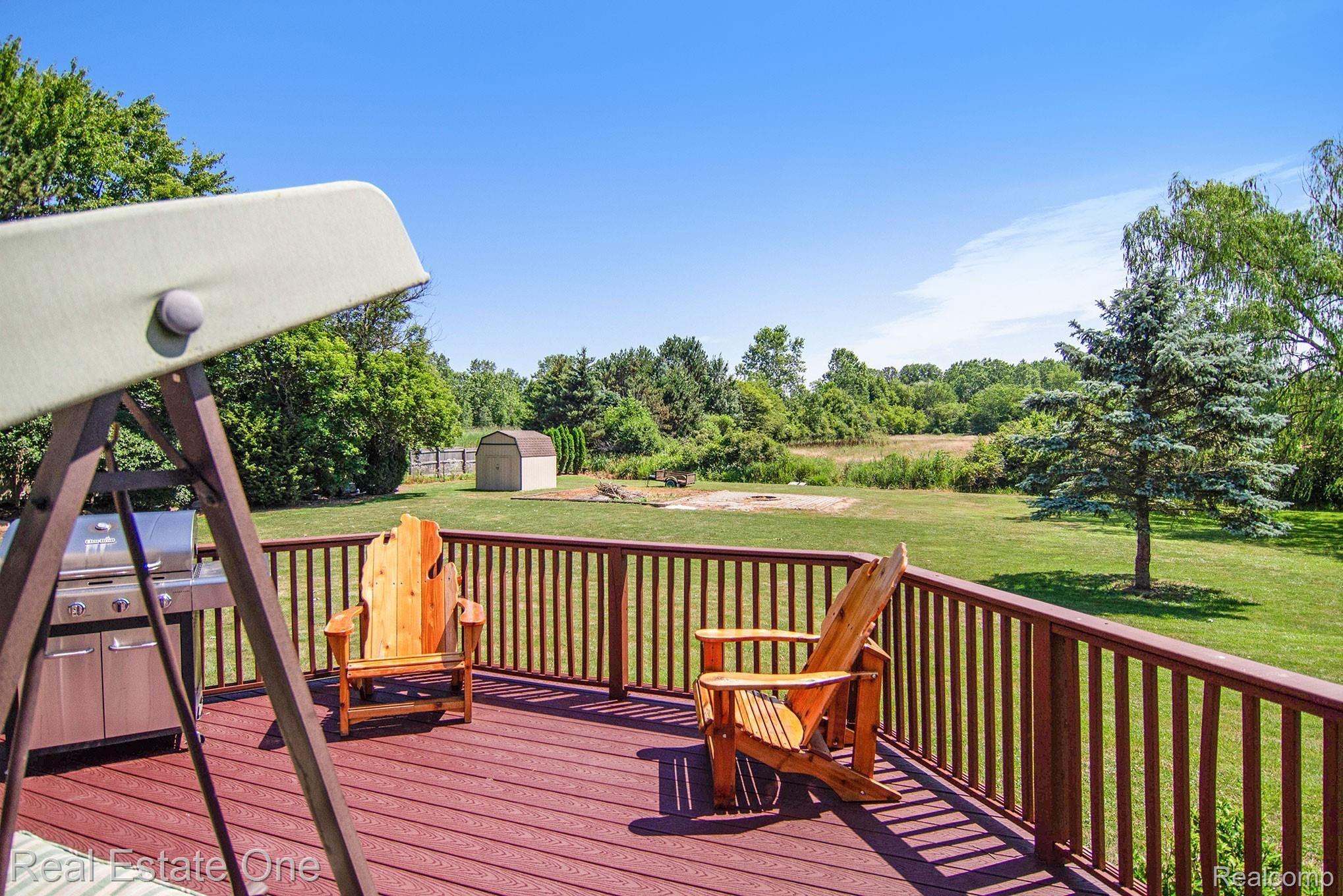 55430 Fairchild Road Macomb, MI 48042 - Photo 33 of 36 33 Deck.jpg