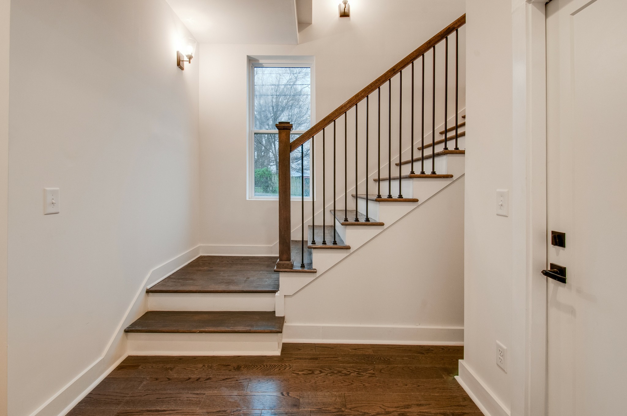 556 Rosedale Avenue, Unit 1 Nashville, TN 37211 - Photo 21 of 33 a view of entryway