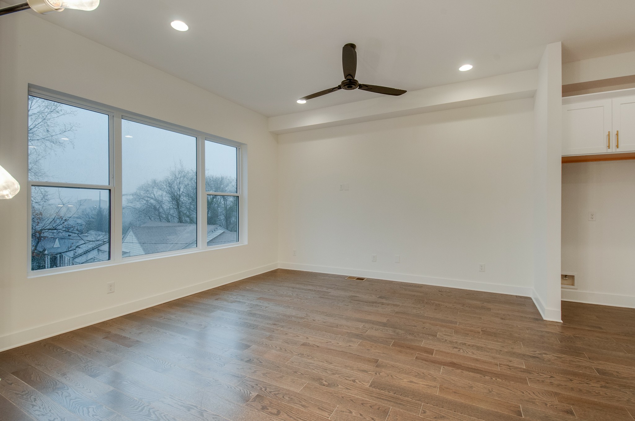 556 Rosedale Avenue, Unit 1 Nashville, TN 37211 - Photo 27 of 33 a view of an empty room with a window