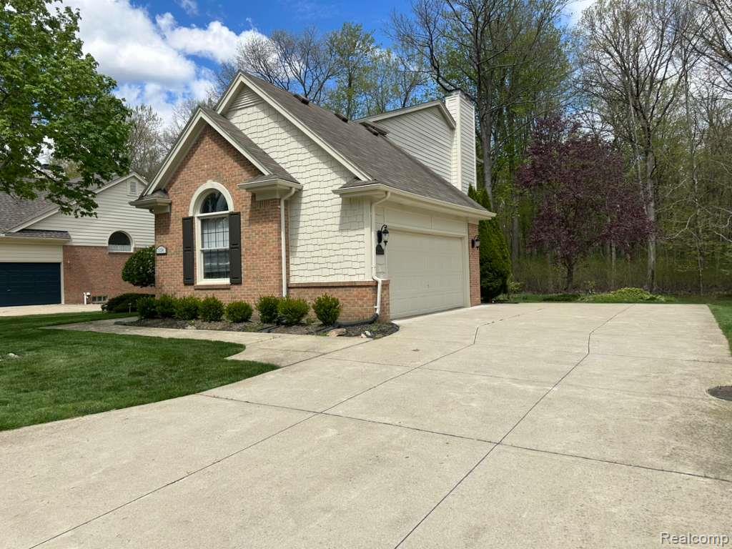 1154 Bluebird Drive Rochester, MI 48307 - Photo 5 of 34 WhatsApp Image 2026-07-03 at 8.30.48 PM (4).jpeg