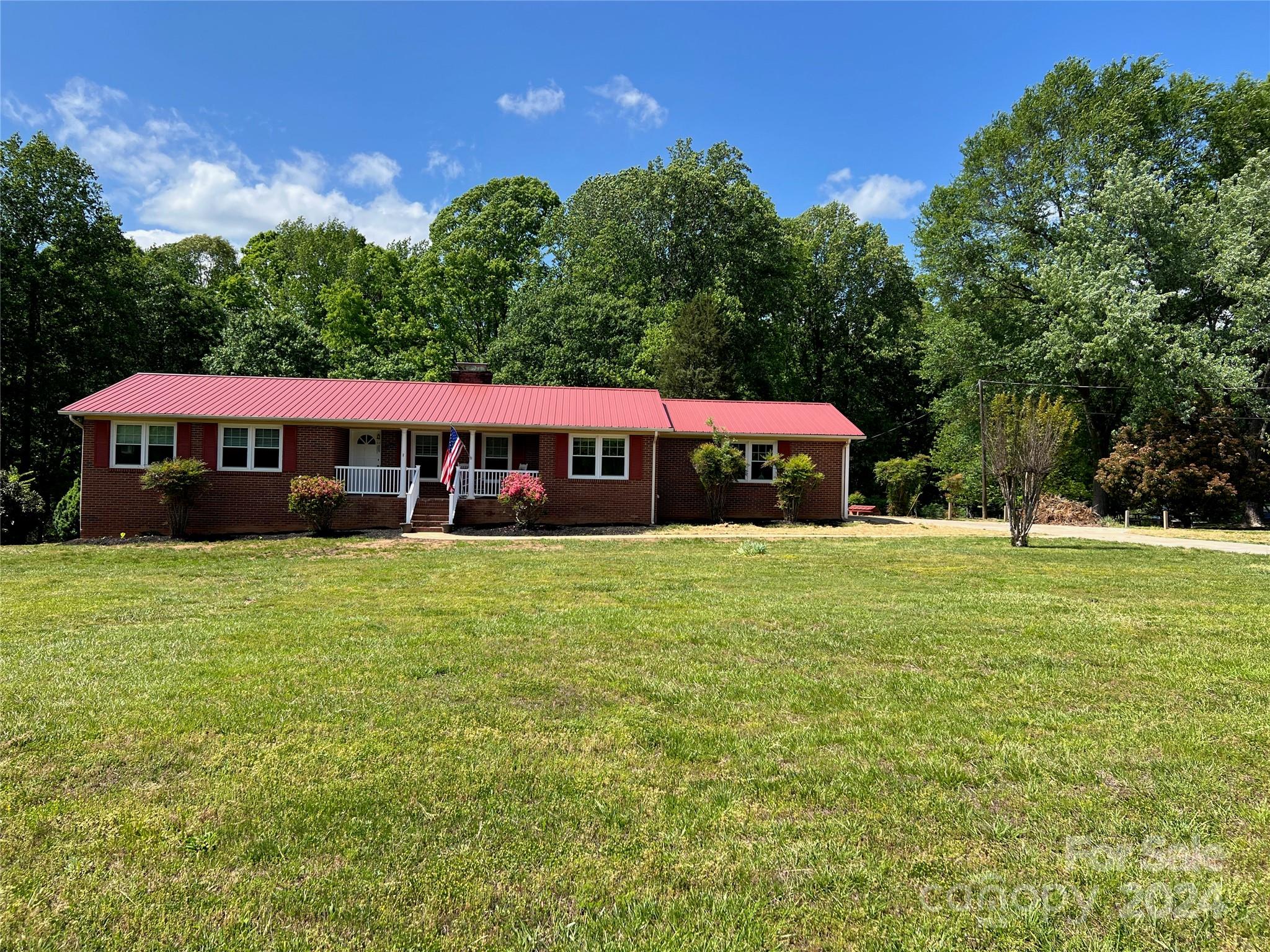 5941 Mundy Road Denver, NC 28037 - Photo 2 of 29 Gallery Image 2