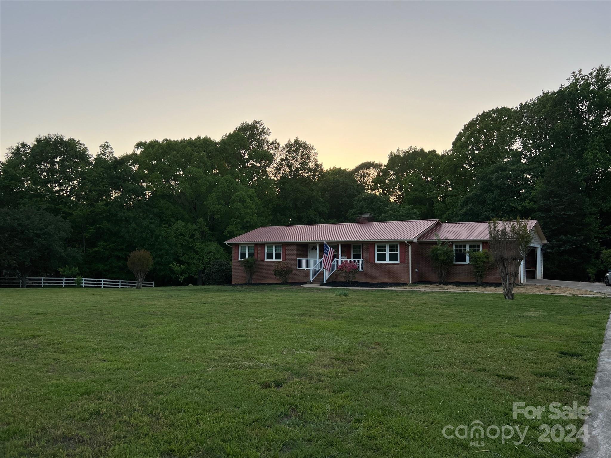 5941 Mundy Road Denver, NC 28037 - Photo 4 of 29 Gallery Image 4