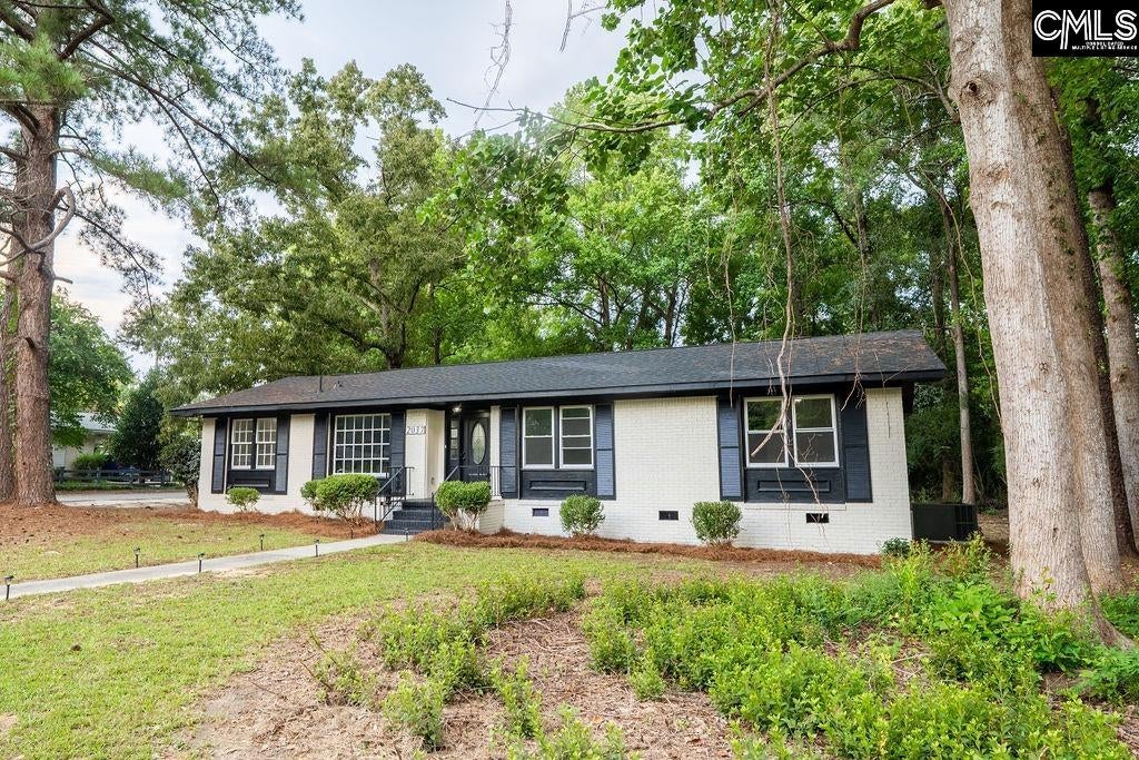 2037 Windsor Road Cayce, SC 29033 - Photo 2 of 36 Gallery Image 2