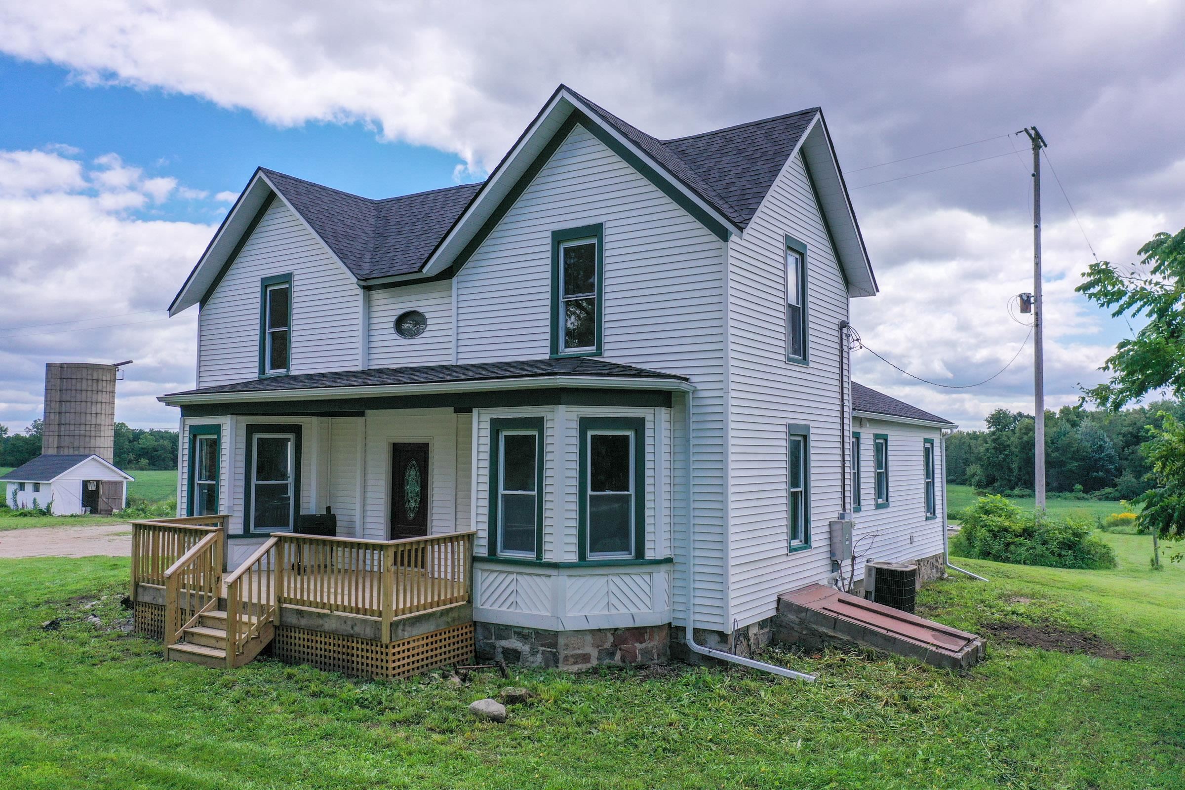 10007 Rolston Road Byron, MI 48418 - Photo 4 of 49