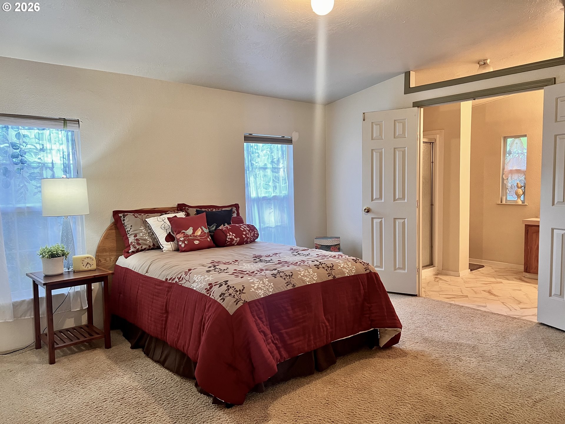 538 Lochaven Avenue Springfield, OR 97477 - Photo 16 of 35 Bedroom, Owner's Suite