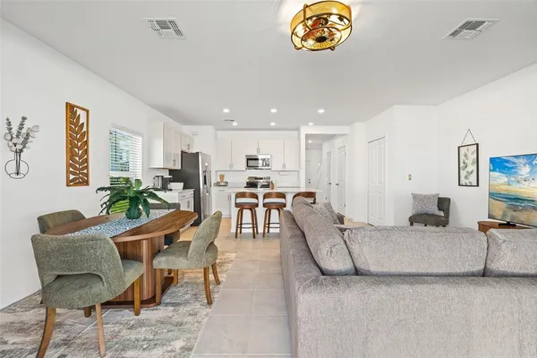 $2,000 | 14333 Lilac Sky Terrace, Bradenton, FL 34211