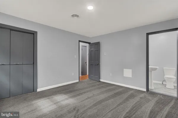 a view of livingroom with bathroom