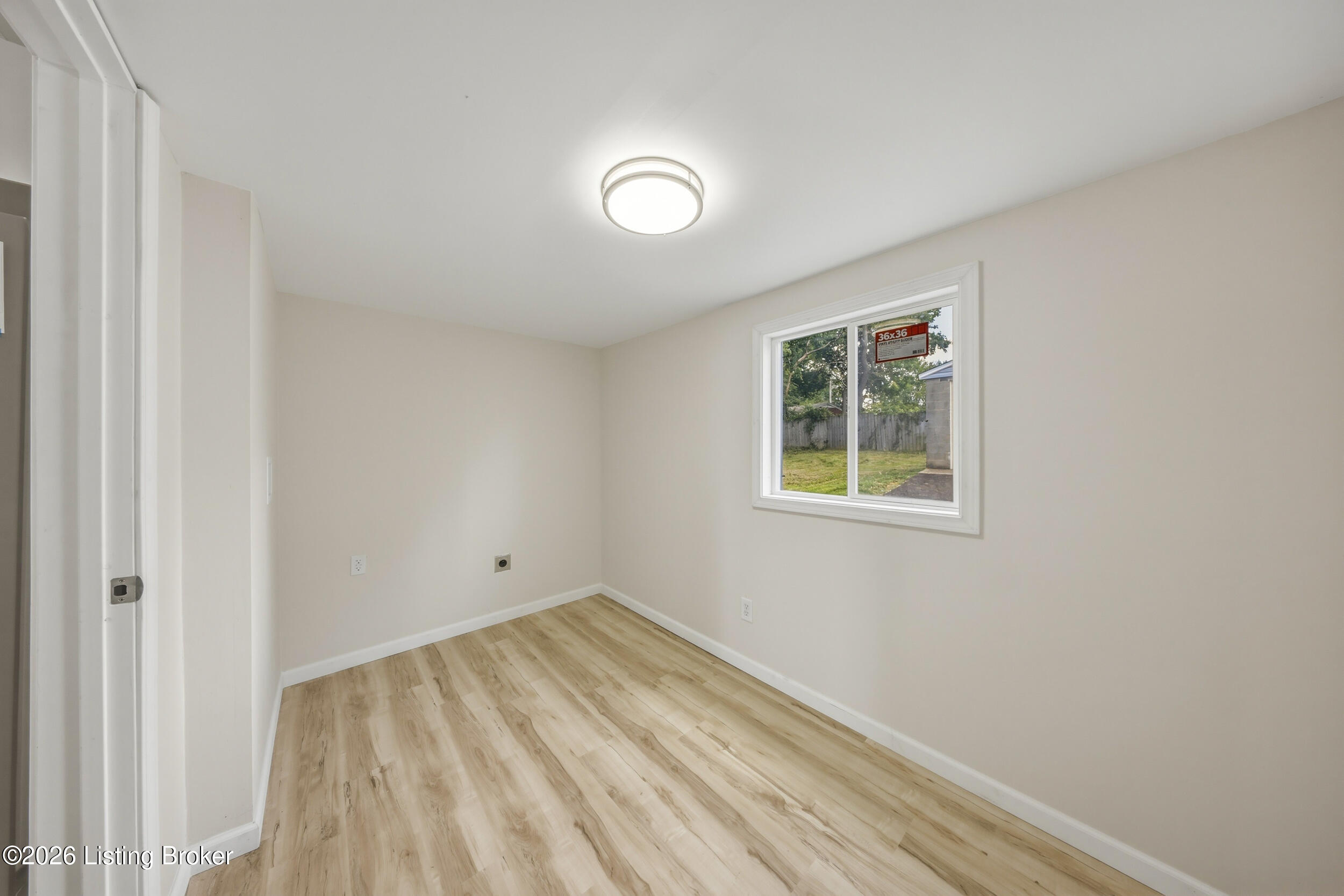 168 Valley Road Louisville, KY 40229 - Photo 26 of 40 16__r7a8444