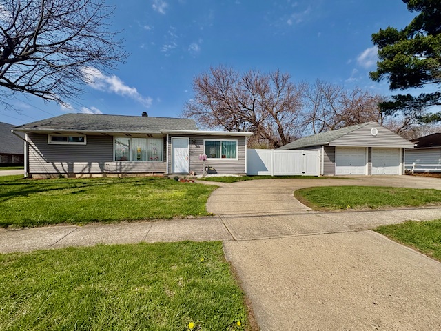 2151 South Smithville Road Dayton, OH 45420 - Photo 4 of 28