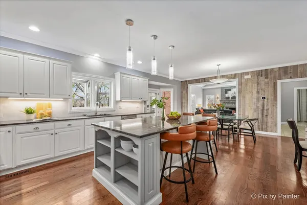 $1,800,000 | 8 Moate Lane, Barrington Hills, IL 60010