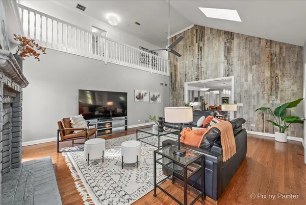 $1,800,000 | 8 Moate Lane, Barrington Hills, IL 60010