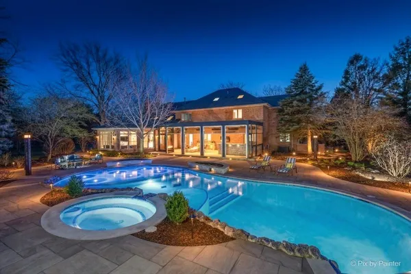 $1,800,000 | 8 Moate Lane, Barrington Hills, IL 60010