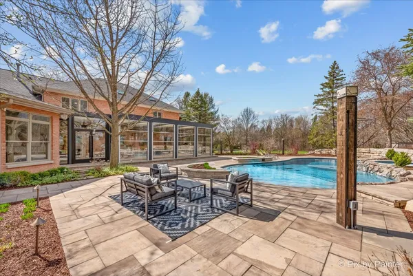 $1,800,000 | 8 Moate Lane, Barrington Hills, IL 60010