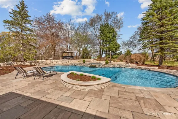 $1,800,000 | 8 Moate Lane, Barrington Hills, IL 60010