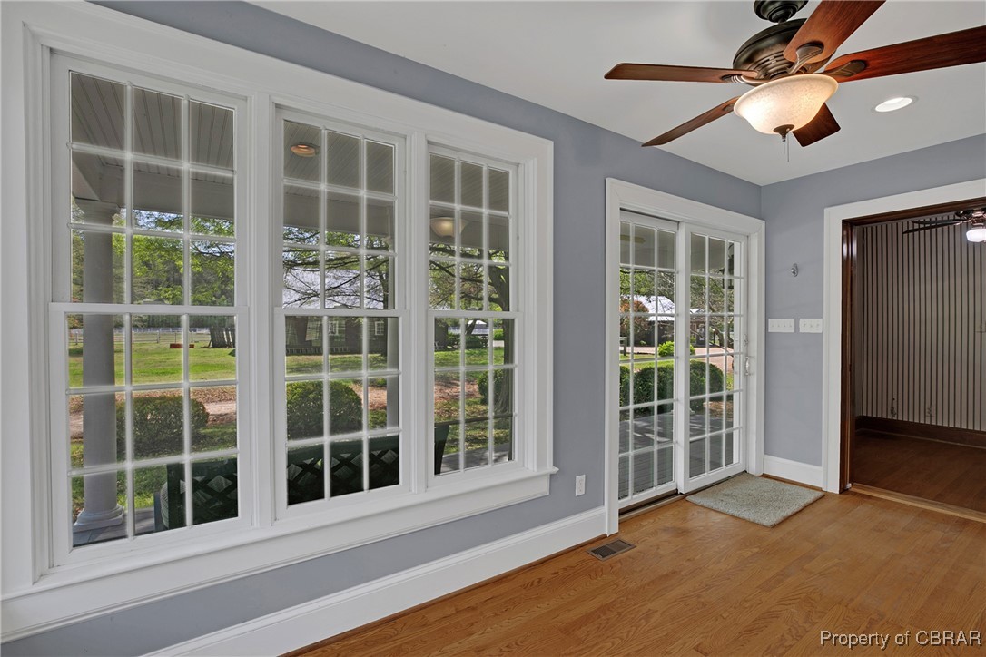8246 Robins Neck Road Gloucester, VA 23061 - Photo 16 of 50