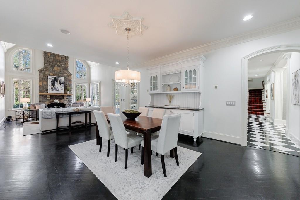 4037 Wieuca Road Northeast Atlanta, GA 30342 - Photo 13 of 82