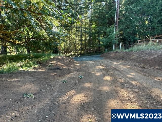 526258 Southwest Pumpkinseed Road Willamina, OR 97396 - Photo 3 of 24
