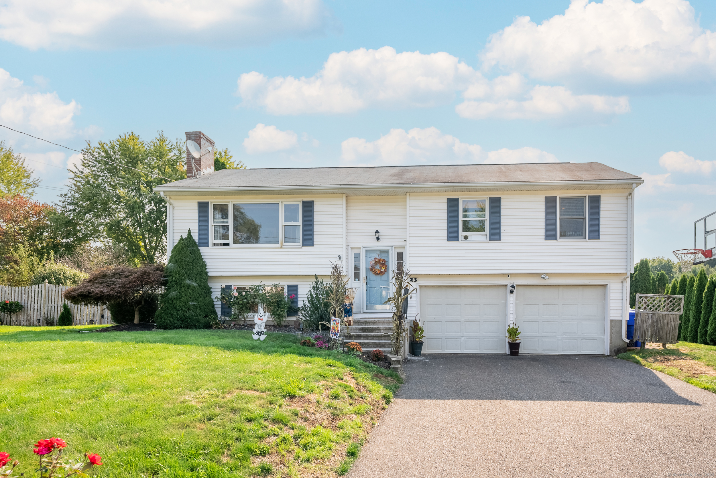 23 Roland Street Enfield, CT 06082 - Photo 1 of 1