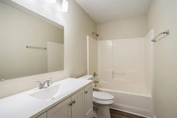 $1,425 | 2200 Brookes Street, Unit A, Fort Worth, TX 76105