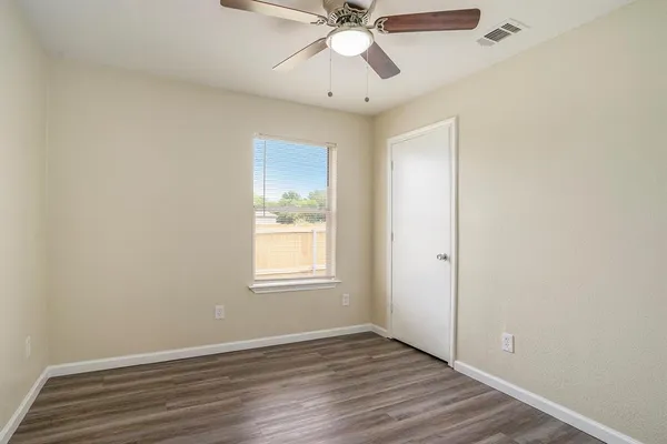 $1,425 | 2200 Brookes Street, Unit A, Fort Worth, TX 76105