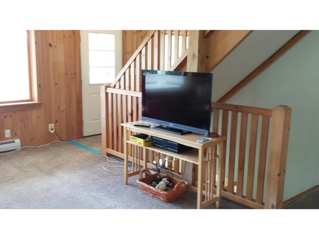 532 Coolidge Woods Road New Hampton, NH 03256 - Photo 6 of 17