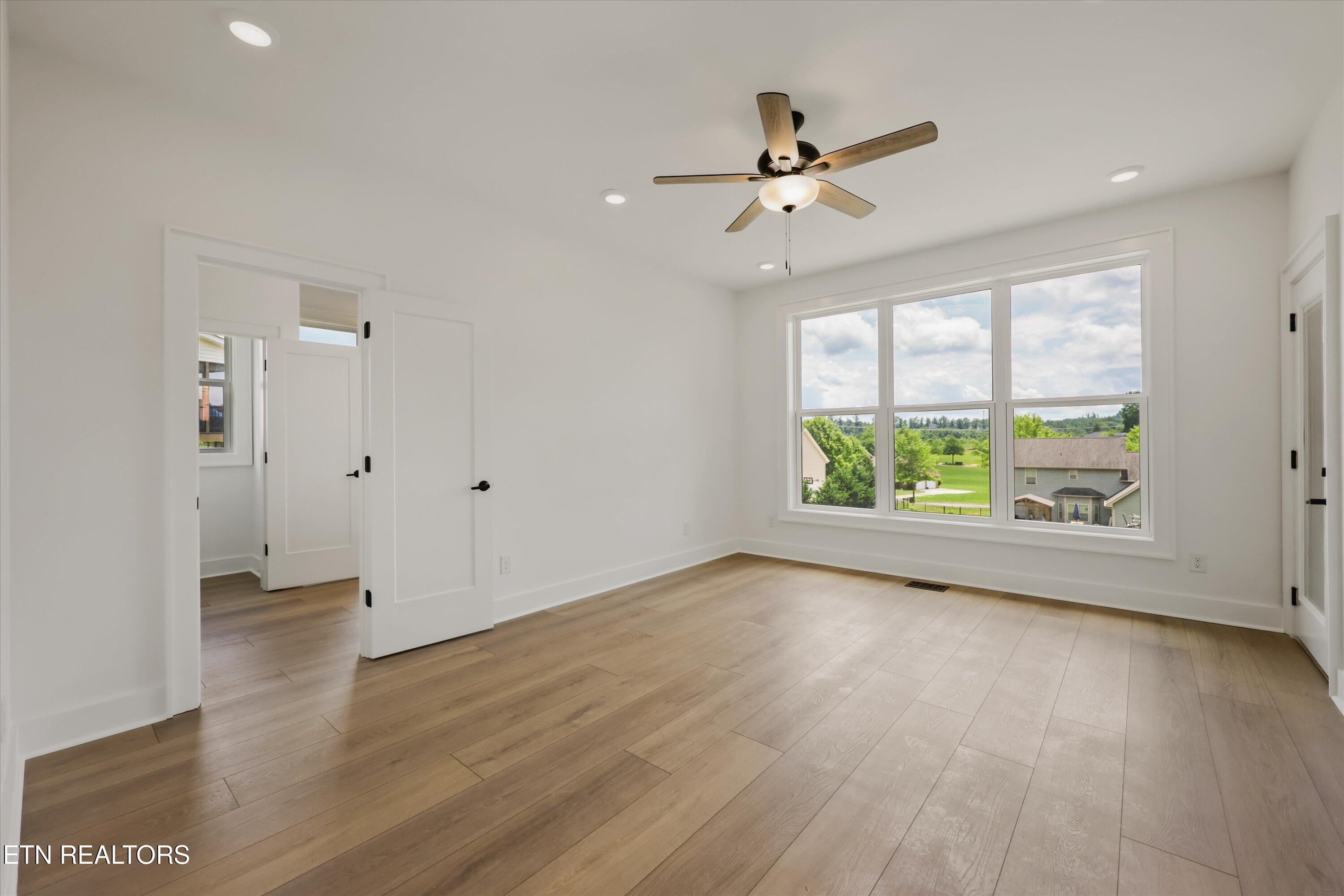 105 Mistletoeberry Road Oak Ridge, TN 37830 - Photo 28 of 60 087-105 Mistletoeberry Rd34
