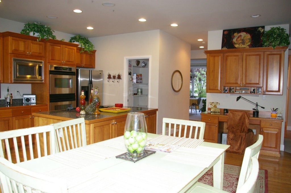 20704 35th Drive Southeast Bothell, WA 98021 - Photo 11 of 15 Gallery Image 11