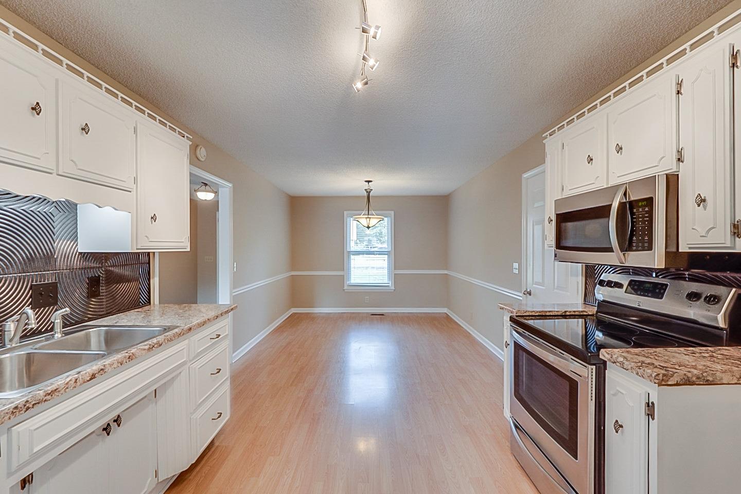 3425 Ridgefield Drive Murfreesboro, TN 37129 - Photo 8 of 20 Gallery Image 8