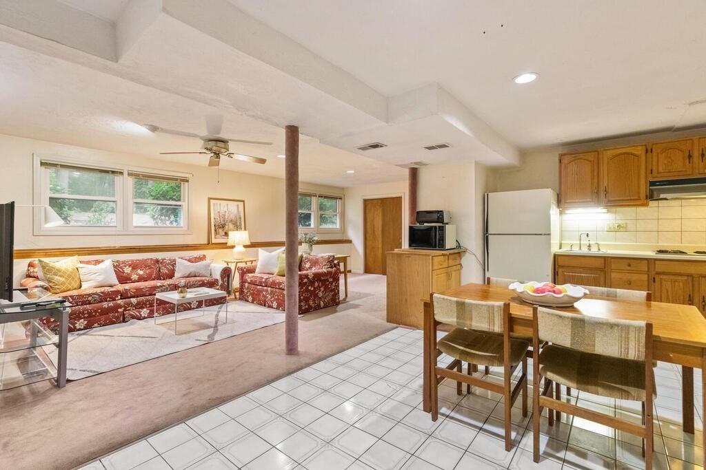 15 1/2 Algonquin Road Canton, MA 02021 - Photo 20 of 37 a living room with furniture and a large window