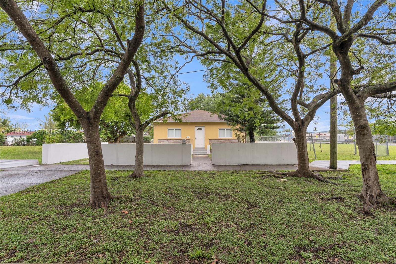 2231 Northwest 74th Street Miami, FL 33147 - Photo 4 of 21