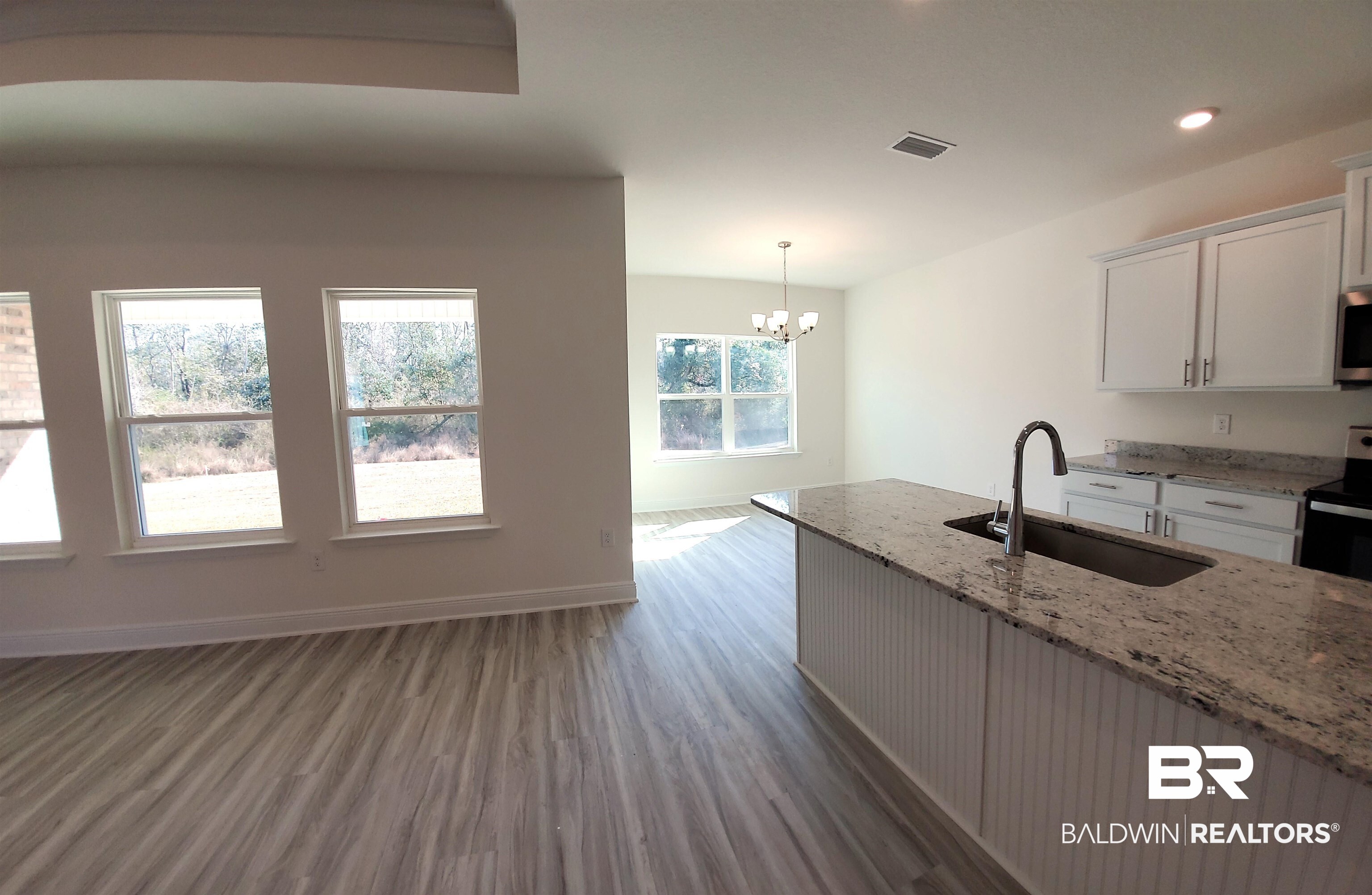 1111 Pencarro Boulevard Foley, AL 36535 - Photo 11 of 22