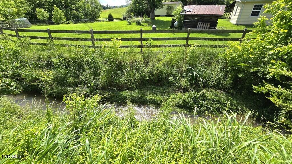 1229 Cooks Valley Road Kingsport, TN 37664 - Photo 13 of 54 99940_12