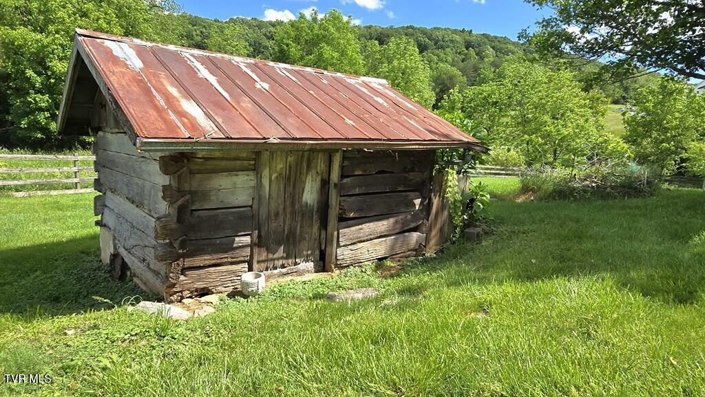 1229 Cooks Valley Road Kingsport, TN 37664 - Photo 14 of 54 99940_13