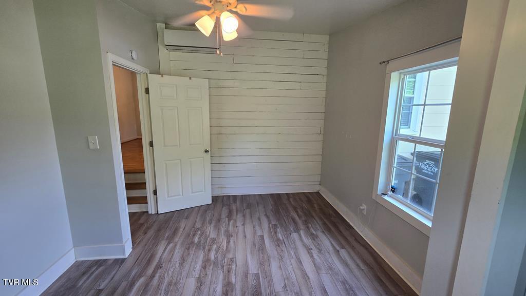 1229 Cooks Valley Road Kingsport, TN 37664 - Photo 39 of 54 99940_36