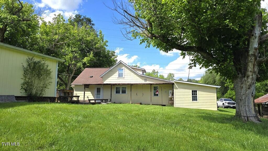 1229 Cooks Valley Road Kingsport, TN 37664 - Photo 4 of 54 99940_3