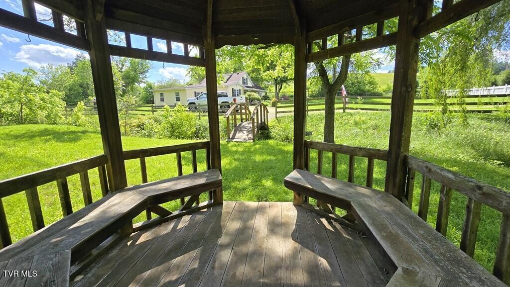 1229 Cooks Valley Road Kingsport, TN 37664 - Photo 8 of 54 99940_7