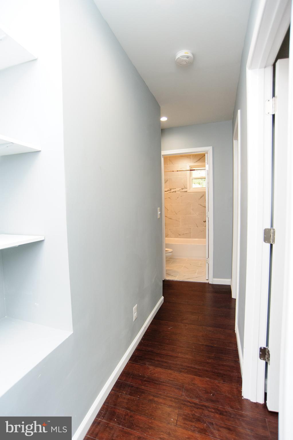7809 Greenleaf Road Landover, MD 20785 - Photo 11 of 30 Hallway
