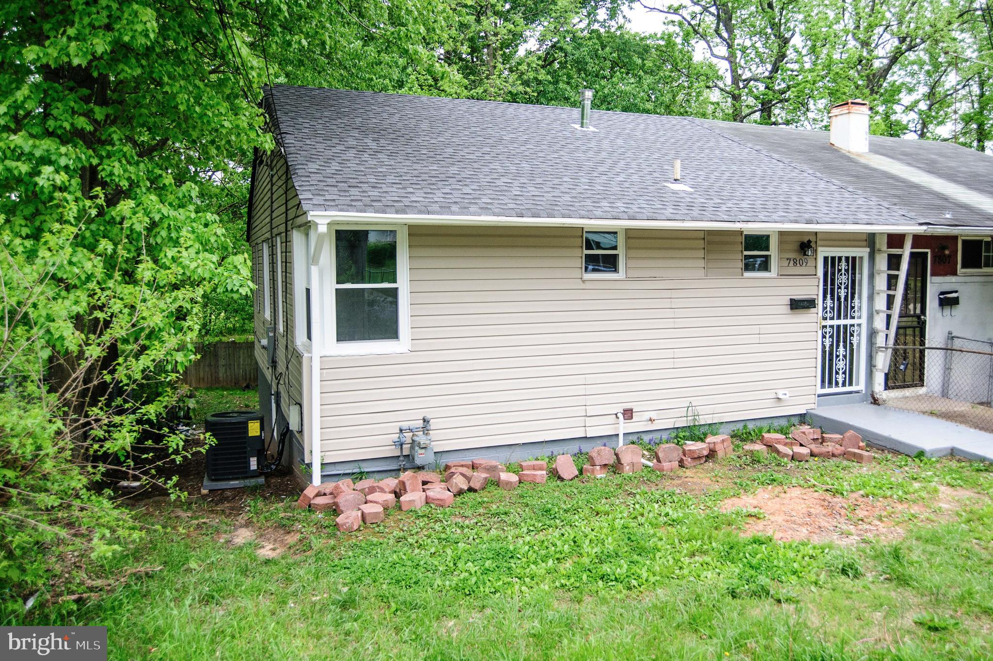 7809 Greenleaf Road Landover, MD 20785 - Photo 28 of 30 Front side view