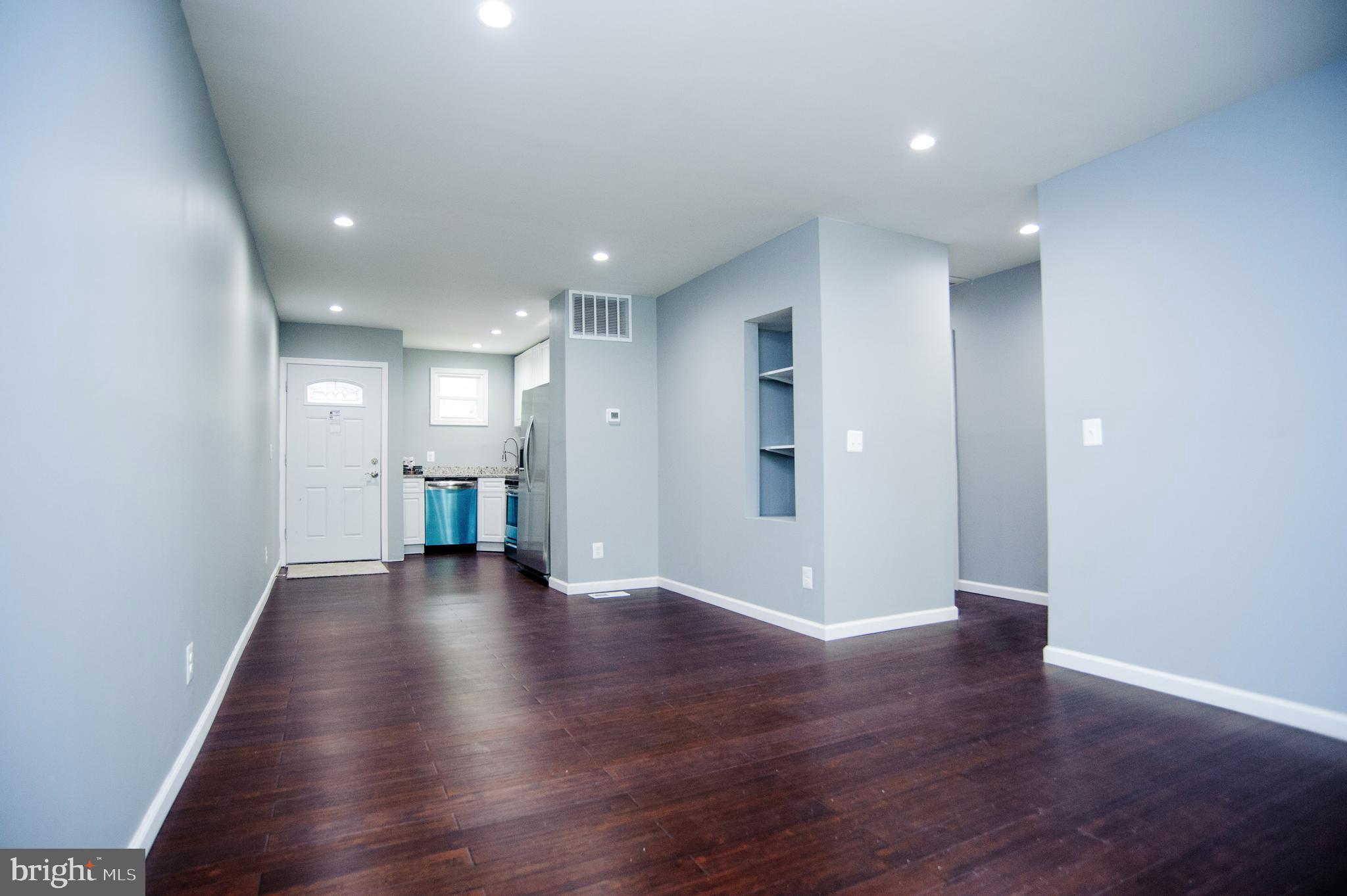 7809 Greenleaf Road Landover, MD 20785 - Photo 4 of 30 Living room