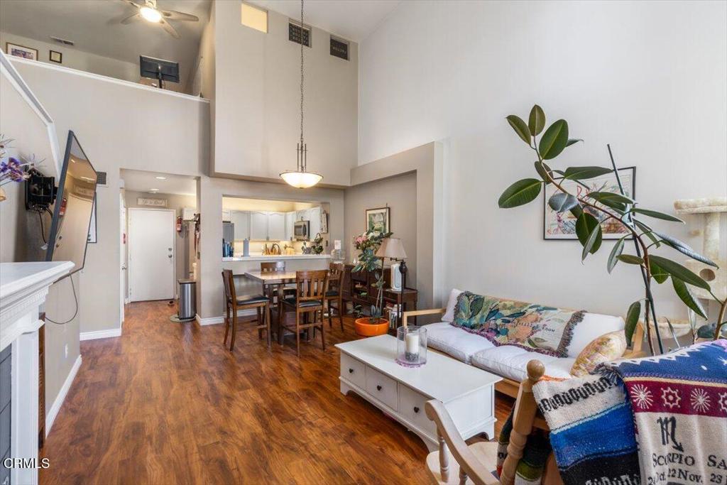 1309 Nautical Way Oxnard, CA 93030 - Photo 9 of 42 11-12