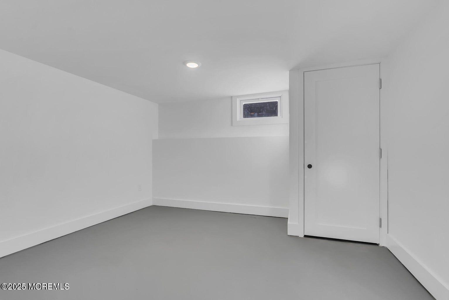 1 Robin Drive Oakhurst, NJ 07755 - Photo 32 of 42 a view of room