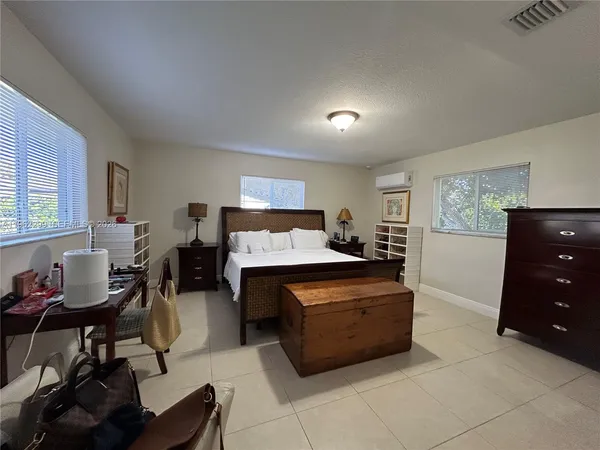 $4,850 | 8791 Southwest 87th Street, Miami, FL 33173