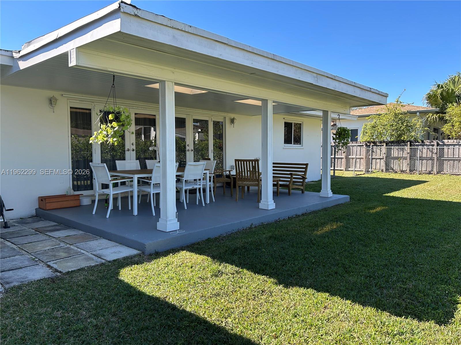 8791 Southwest 87th Street Miami, FL 33173 - Photo 10 of 11